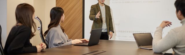 採用コンサルタント